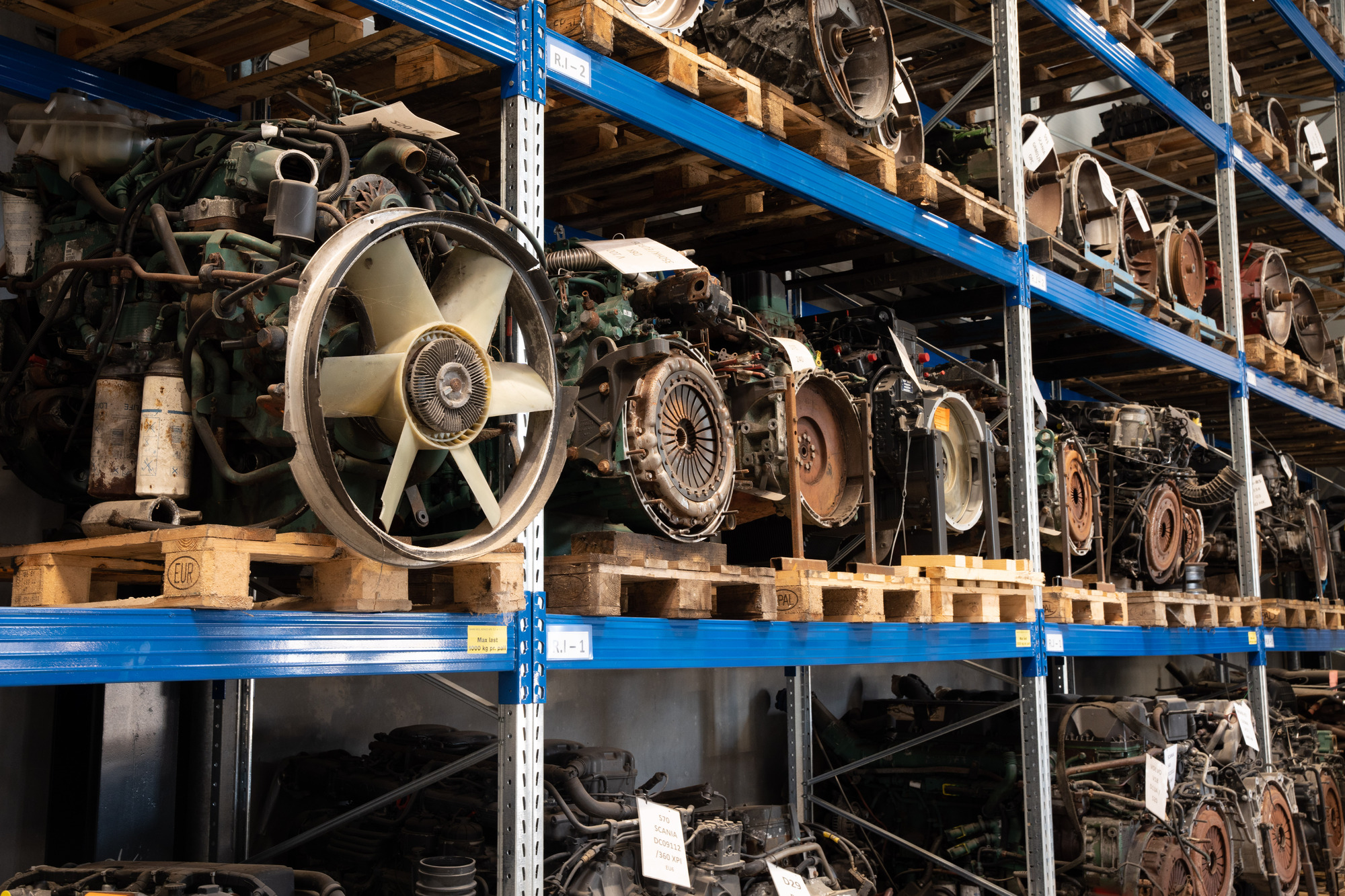 KNL TRUCKPARTS ApS - anuncios sobre venta undefined: foto 7