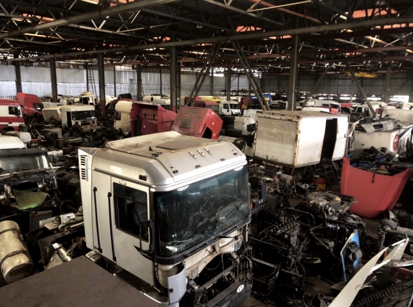 EGDA truckparts - Piezas de recambio MERCEDES-BENZ Atego undefined: foto 2