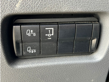 Furgoneta con caja de lona Mercedes-Benz Atego 823 Euro6 Klima 6,1m P+P AHK Orig. 164.tkm: foto 2