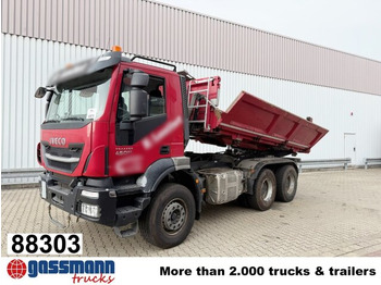 Camión volquete IVECO Trakker