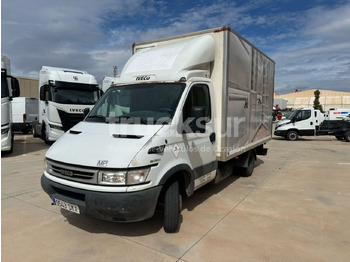 Furgoneta caja cerrada IVECO Daily 35c14