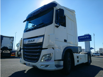 Cabeza tractora DAF XF 95 530