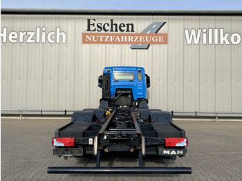 Camión chasis MAN TGS 26.420 6x2-4 LL: foto 4