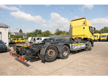 Camión portacontenedore/ Intercambiable IVECO Stralis