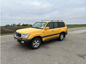 Coche TOYOTA Land Cruiser