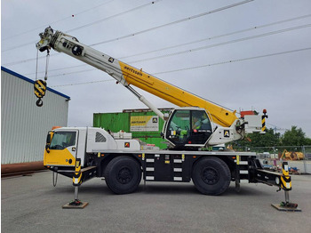 Grúa todo terreno DEMAG