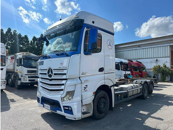 Camión chasis MERCEDES-BENZ Actros 2545