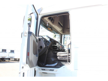 Cabeza tractora Daf 530 SSC Retarder Kühlbox 2 Tanks Standklima: foto 5 Cabeza tractora Daf 530 SSC Retarder Kühlbox 2 Tanks Standklima: foto 5