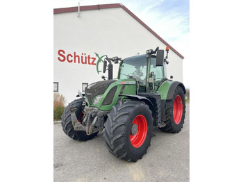 Tractor FENDT 718 Vario