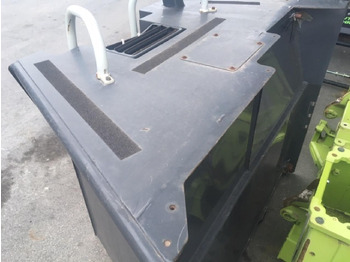 Piezas de recambio CLAAS Dieseltank für Claas Xerion, 4000: foto 4 Piezas de recambio CLAAS Dieseltank für Claas Xerion, 4000: foto 4