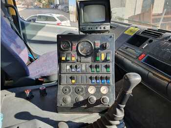 Barredora vial Runway Sweeper Johnston-Beam Scania P400 Model Beam S14000: foto 3 Barredora vial Runway Sweeper Johnston-Beam Scania P400 Model Beam S14000: foto 3