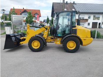 Cargadora de ruedas CATERPILLAR 906H