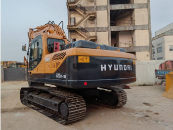 Excavadora de cadenas Hyundai R220LC-9S: foto 1