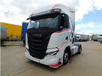 Cabeza tractora IVECO