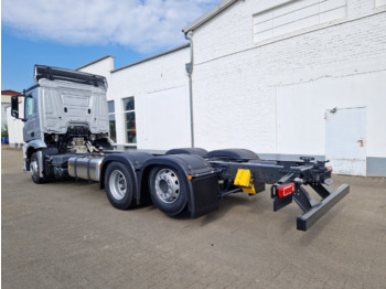 Leasing de Mercedes-Benz Actros 2553 LL 6x2 Actros 2553 LL 6x2, Retarder, Liftachse, MultimediaCockpit, LED, Navi Mercedes-Benz Actros 2553 LL 6x2 Actros 2553 LL 6x2, Retarder, Liftachse, MultimediaCockpit, LED, Navi: foto 5