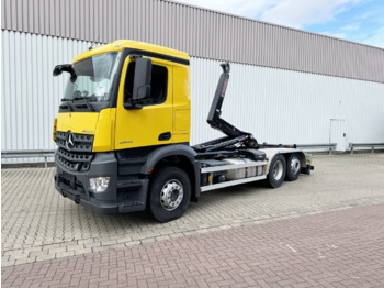 Camión multibasculante MERCEDES-BENZ Arocs 2642