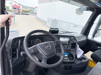 Foto del interior 2: Camión multibasculante nuevo Mercedes-Benz Arocs 4148 K 8x4/4 Arocs 4148 K 8x4/4/45, Turbo-Retarder-Kupplung, Grounder