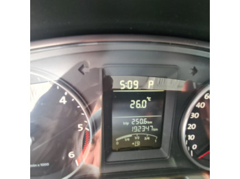 Leasing de Volkswagen T5 2.0 TDI T5 2.0 TDI, Krankenwagen Volkswagen T5 2.0 TDI T5 2.0 TDI, Krankenwagen: foto 3