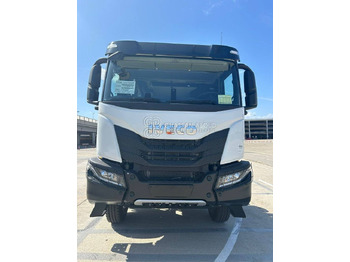 Cabeza tractora IVECO T-WAY Tractor 6×4 AT720T47TH GVW 26-38 Ton HP 470 R20Tyre MY25: foto 4