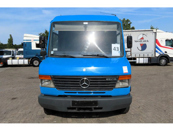 Furgón Mercedes-Benz Vario 812D: foto 2
