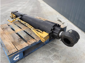 Implemento CATERPILLAR
