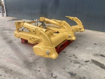 Implemento CATERPILLAR