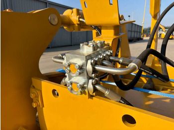 Implemento para Maquinaria de construcción nuevo Cat D8R Multi Shank Ripper: foto 2 Implemento para Maquinaria de construcción nuevo Cat D8R Multi Shank Ripper: foto 2