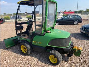 Tractor municipal JOHN DEERE