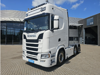 Cabeza tractora SCANIA S 500