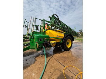 Pulverizador arrastrado JOHN DEERE