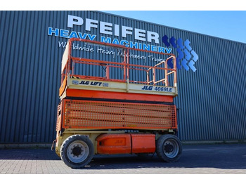 Plataforma de tijeras JLG