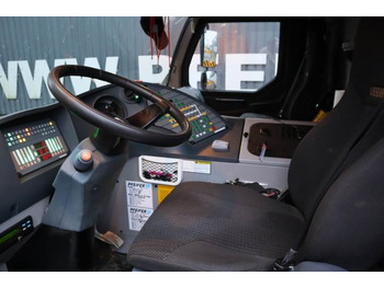 Grúa torre Liebherr MK88 Dutch vehicle registration, Valid inspection,: foto 4 Grúa torre Liebherr MK88 Dutch vehicle registration, Valid inspection,: foto 4