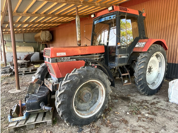 Tractor CASE IH XL