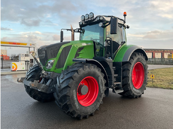 Tractor FENDT 828 Vario