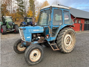 Tractor FORD