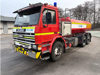 Camión cisterna SCANIA P92