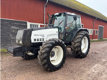 Tractor VALTRA 8000