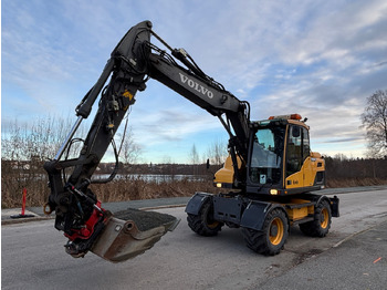 Excavadora VOLVO EW140D