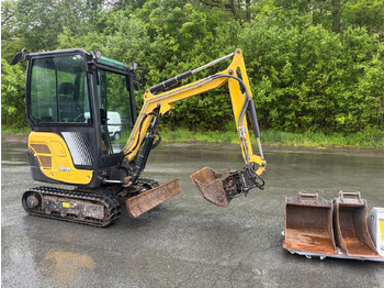 Excavadora YANMAR