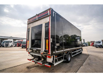 Camión caja cerrada Renault D250 16T.- 36000 KM +DHOLLANDIA 2T.: foto 4