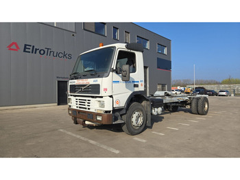 Camión chasis VOLVO FM7 290
