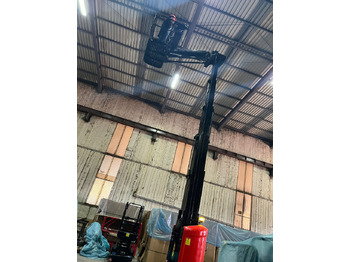 Plataforma de mástil vertical GALEN Vertical Mast Lift with Jib: foto 2