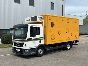 Furgoneta frigorifica MAN TGL 8.220 Kühlkoffer 5,26m LBW Klima Luftgef. MAN TGL 8.220 Kühlkoffer 5,26m LBW Klima Luftgef.: foto 3 Furgoneta frigorifica MAN TGL 8.220 Kühlkoffer 5,26m LBW Klima Luftgef. MAN TGL 8.220 Kühlkoffer 5,26m LBW Klima Luftgef.: foto 3