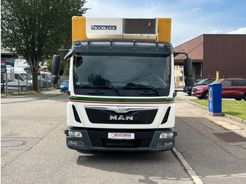 Furgoneta frigorifica MAN TGL 8.220 Kühlkoffer 5,26m LBW Klima Luftgef. MAN TGL 8.220 Kühlkoffer 5,26m LBW Klima Luftgef.: foto 2 Furgoneta frigorifica MAN TGL 8.220 Kühlkoffer 5,26m LBW Klima Luftgef. MAN TGL 8.220 Kühlkoffer 5,26m LBW Klima Luftgef.: foto 2