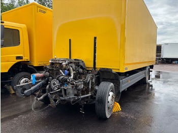 Camión caja cerrada MERCEDES-BENZ Atego 1227