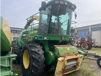 Cosechadora de forraje JOHN DEERE 7700