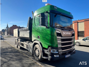 Camión volquete SCANIA R 450