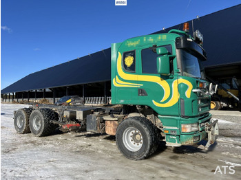 Camión chasis SCANIA R124