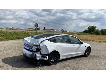 Coche Tesla MODEL 3 5YJ3 Carte Grise Française endommagée: foto 4