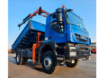 Camión volquete IVECO Trakker